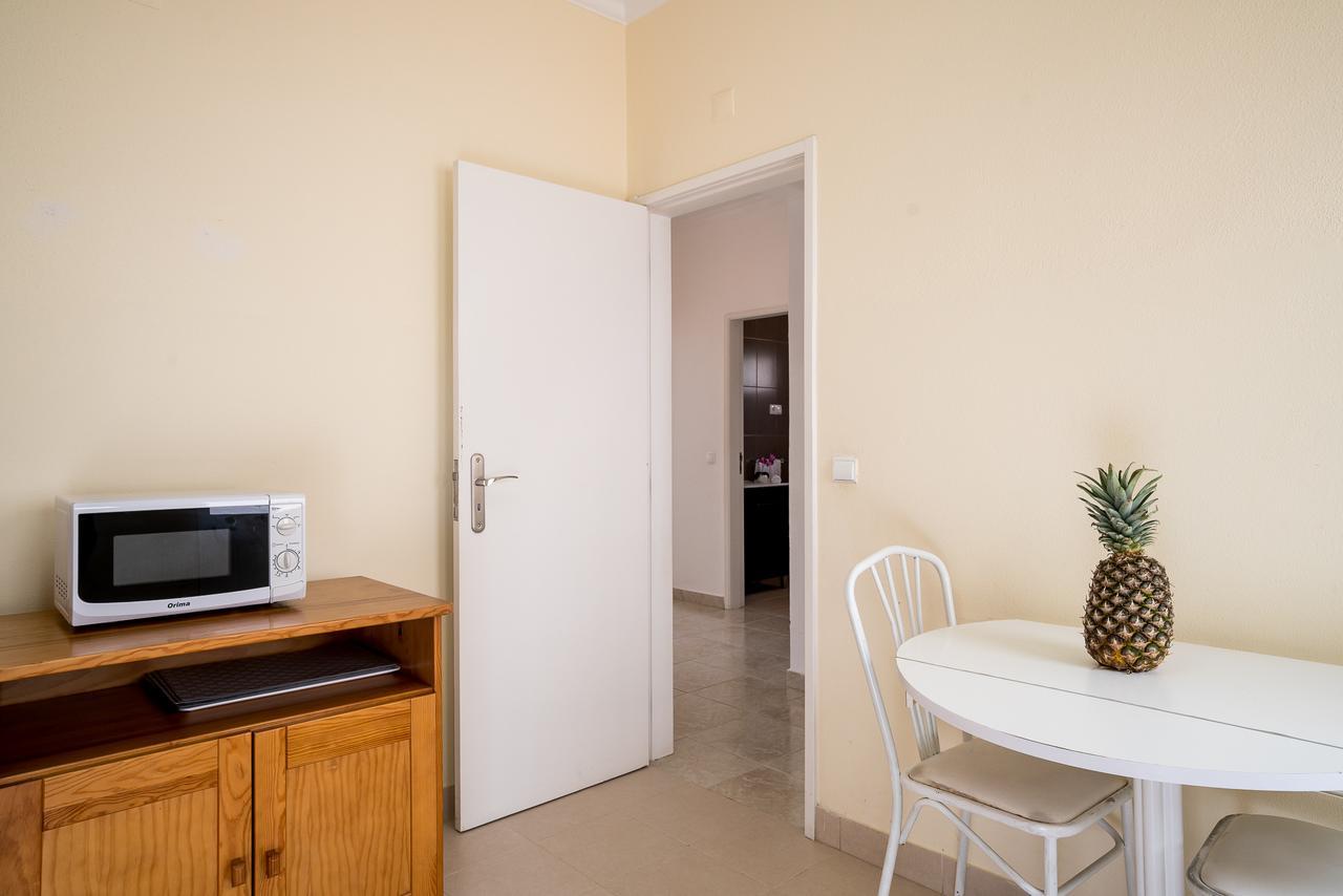T2 Avenida- Frente Mar, Ar-Condicionado, Wifi Apartment Quarteira Ngoại thất bức ảnh