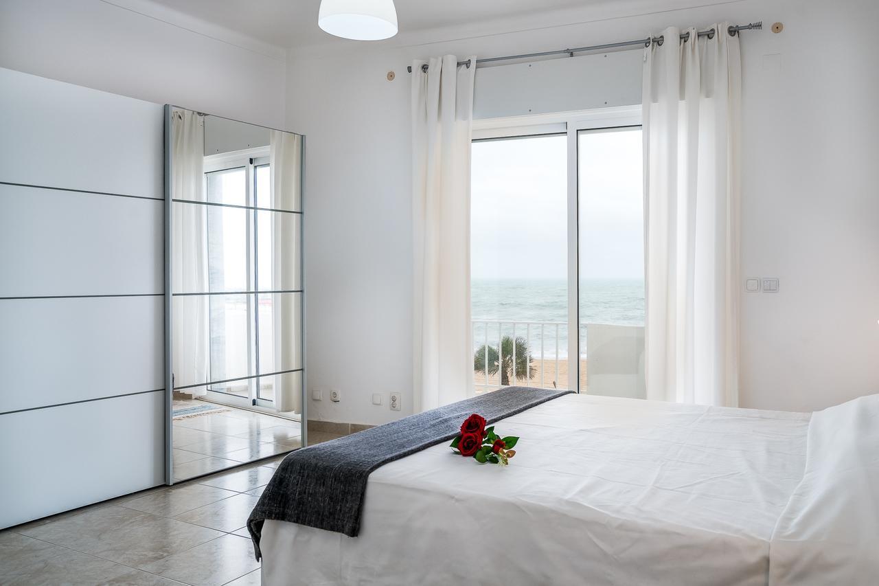 T2 Avenida- Frente Mar, Ar-Condicionado, Wifi Apartment Quarteira Ngoại thất bức ảnh